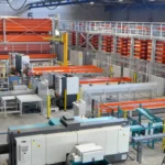 Synchronised storage and sawing